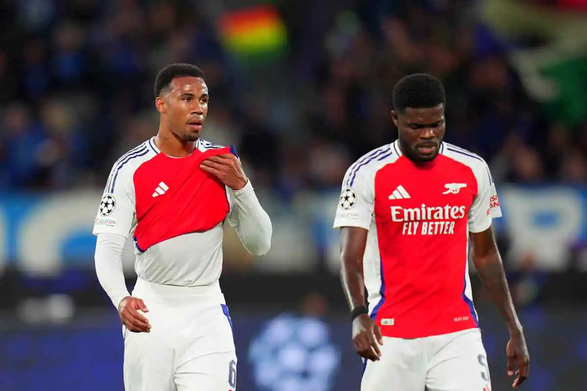 Partey insieme ad un compagno