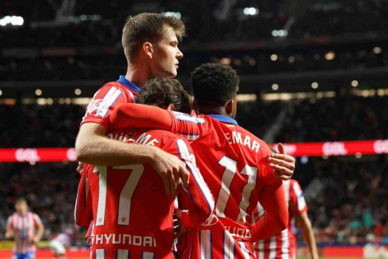 Sorloth esulta con i compagni