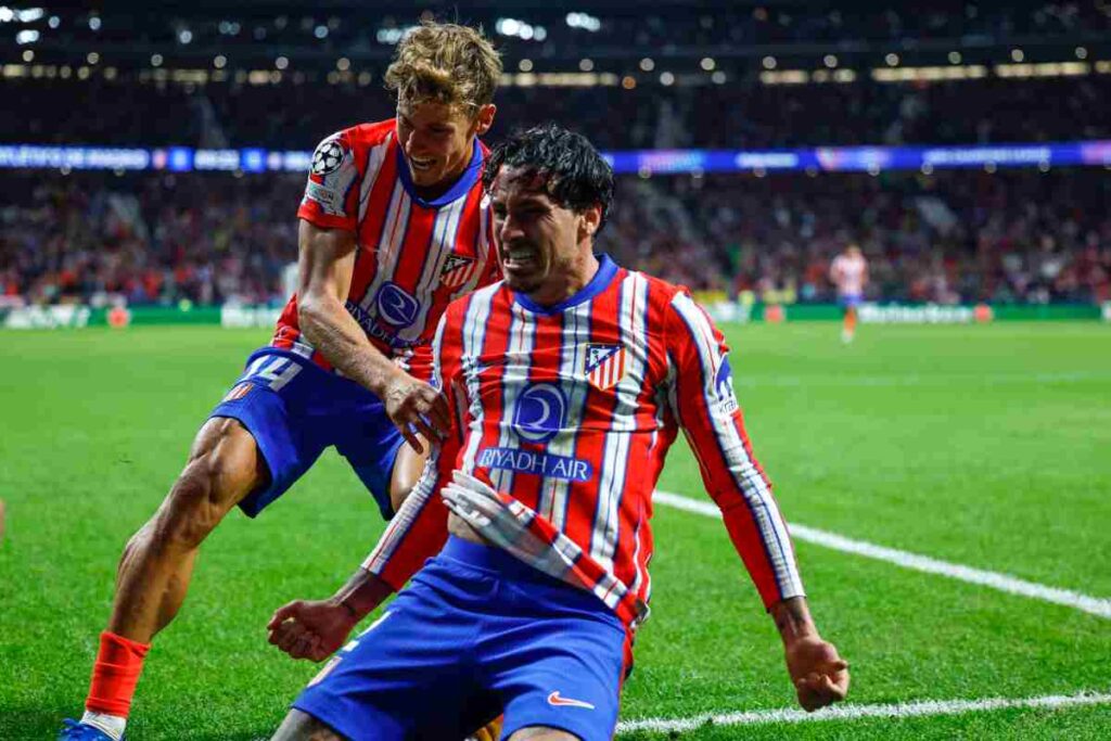 Gimenez esulta dopo un gol