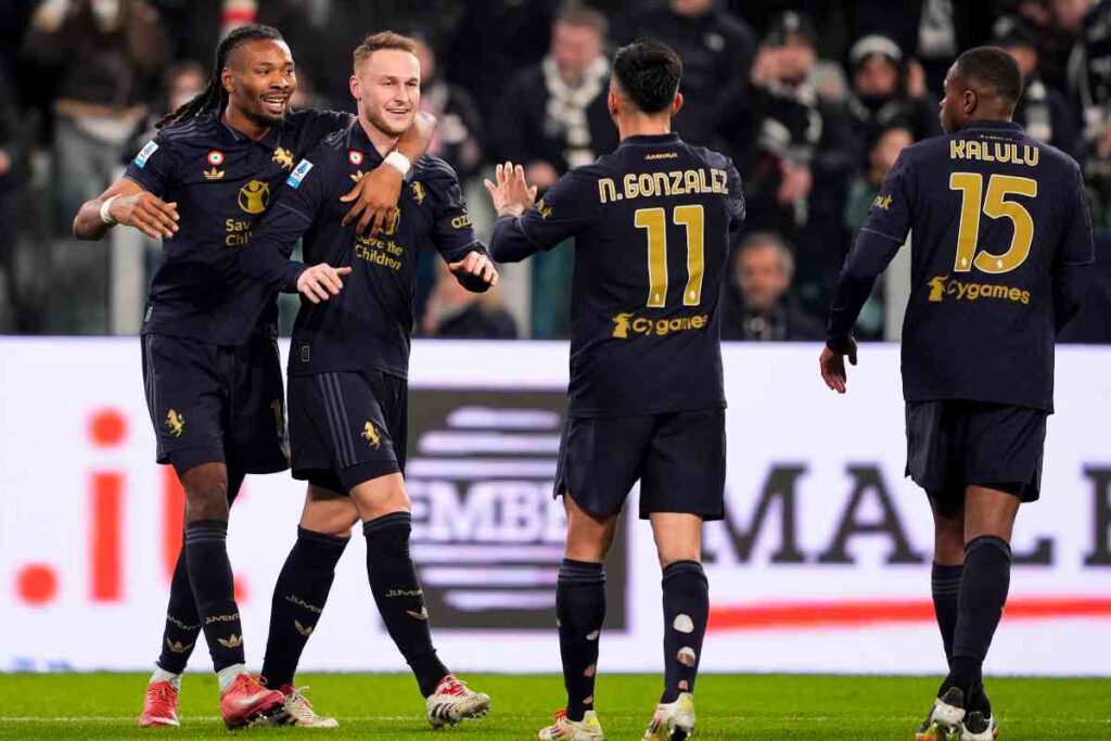 Koopmeiners insieme ai compagni