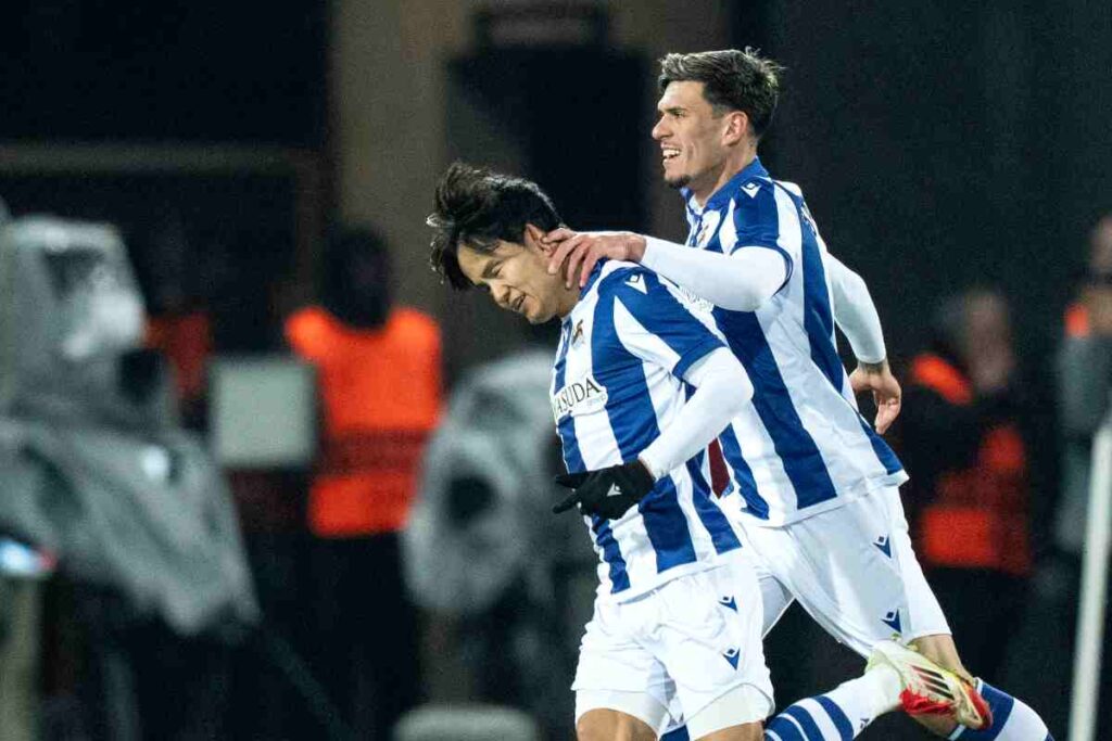 Kubo esulta con il compagno