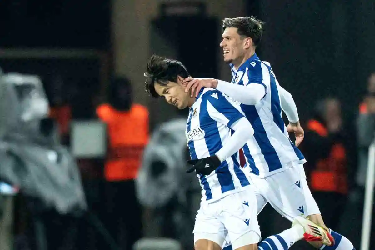 Kubo esulta con il compagno