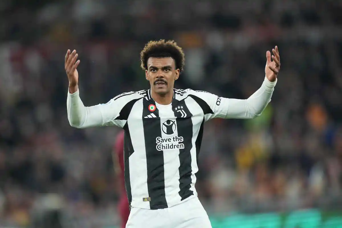 Renato Veiga in partita in maglia Juventus