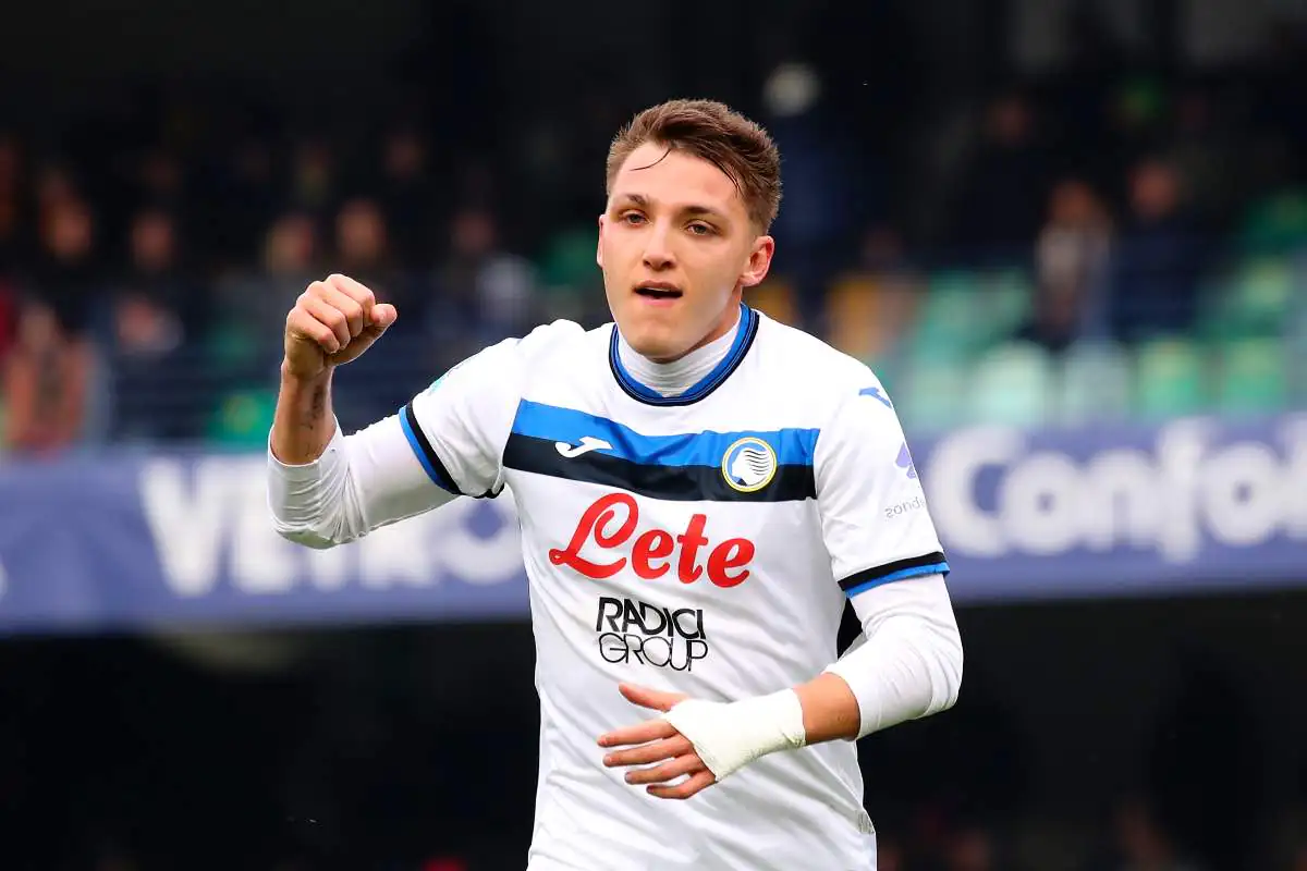 Mateo Retegui esulta dopo un gol