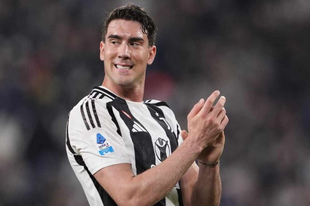 Vlahovic a denti stretti