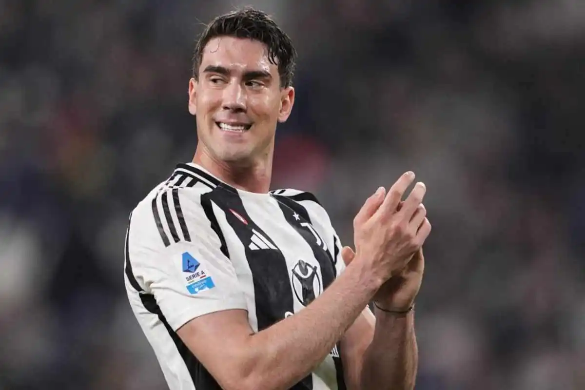 Vlahovic a denti stretti