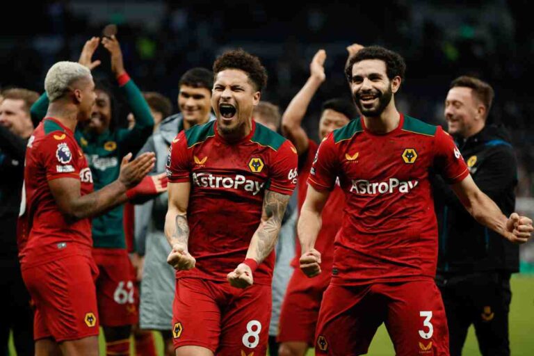 Gomes esulta dopo una vittoria