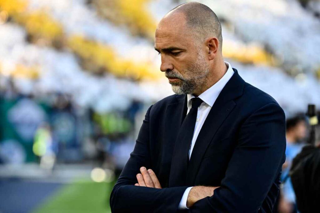 Igor Tudor pensieroso e deluso