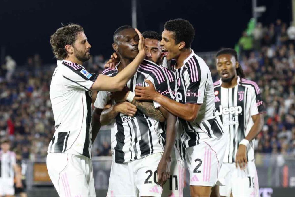 Calciomercato Juve, i bianconeri fanno sul serio per il difensore: due ex propiziano il colpo