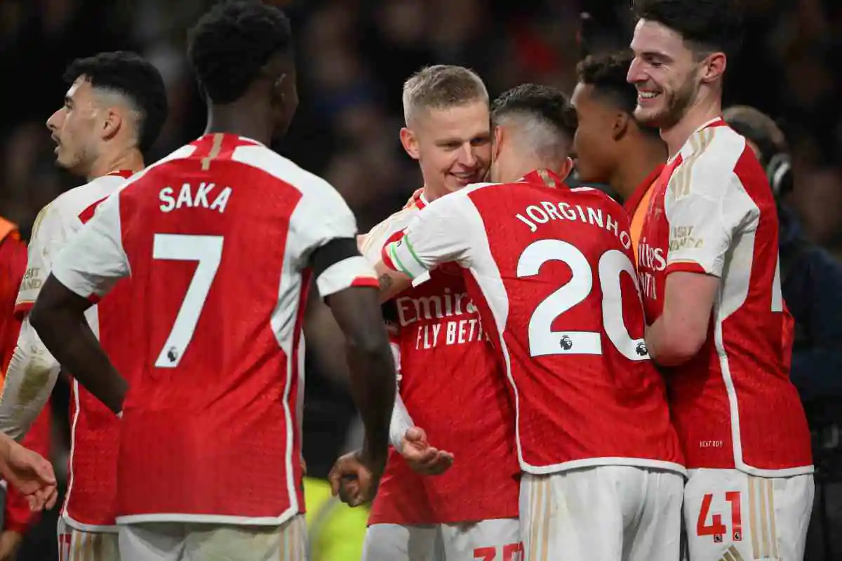 Zinchenko esulta dopo una rete