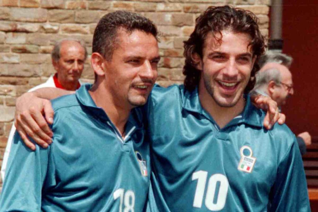 Baggio a sinistra e Del Piero a destra con indosso la maglia dell'Italia