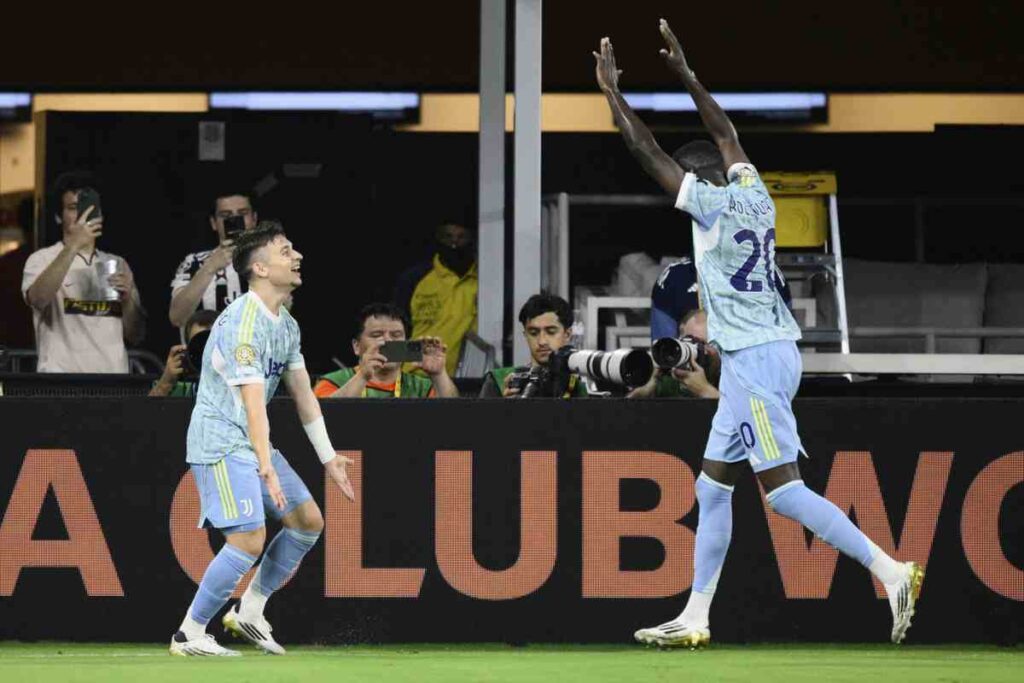 muani e conceicao che esultano