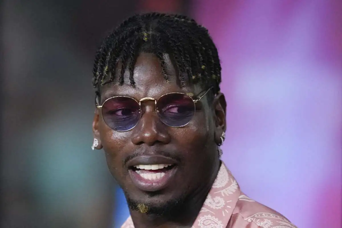 Pogba con gli occhiali da sole