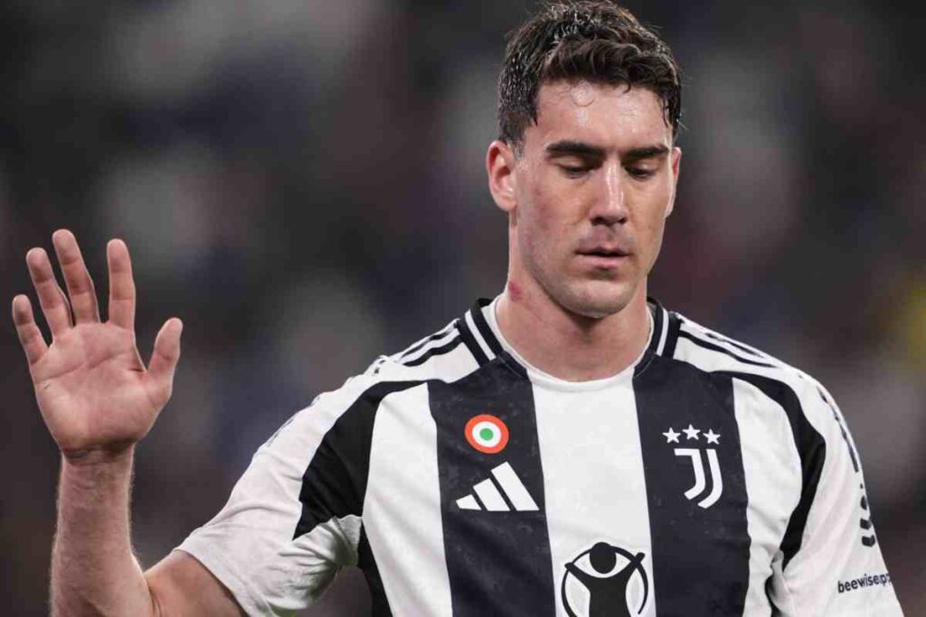 Vlahovic in primo piano