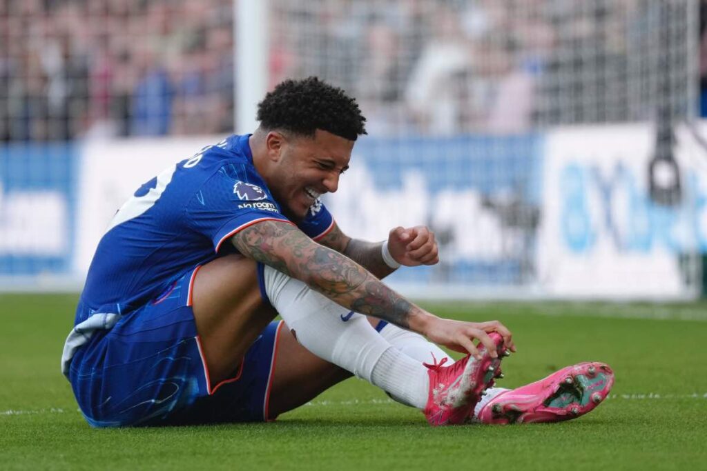 Sancho con la maglia del Chelsea