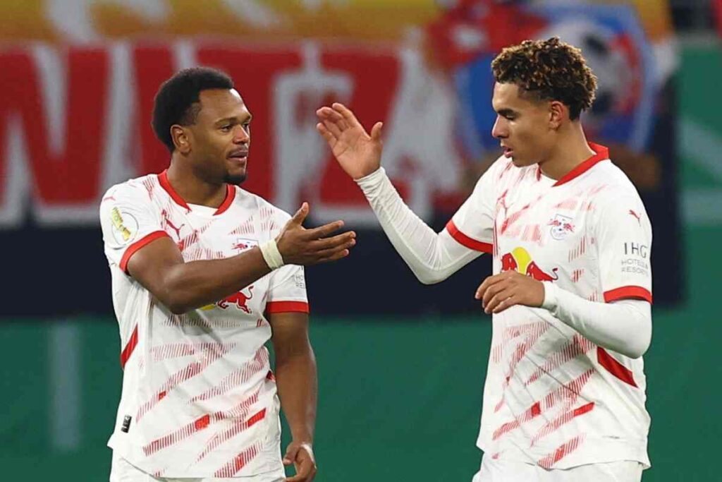 Openda insieme a Nusa