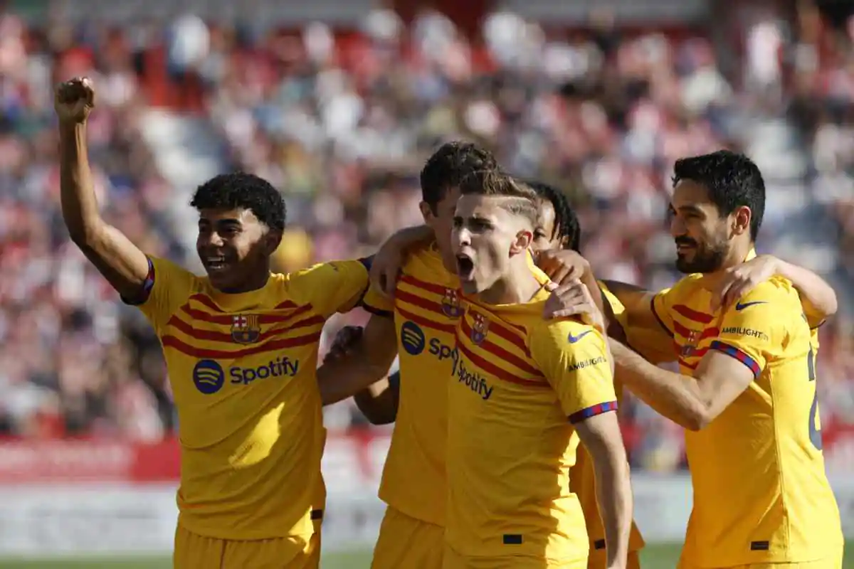 Barcellona esulta