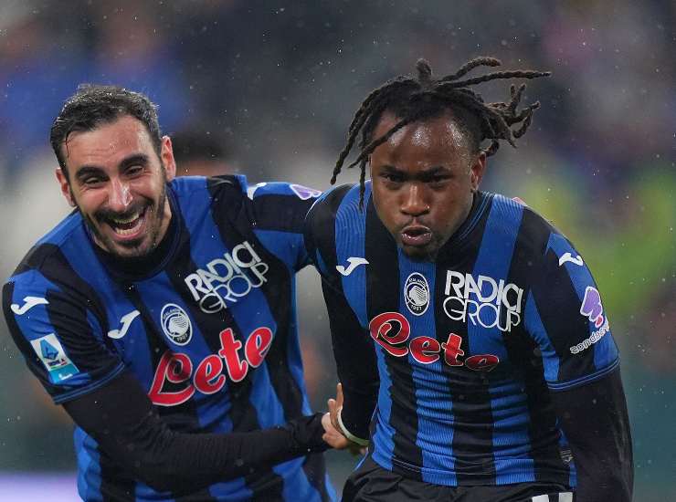 Lookman esulta dopo una rete