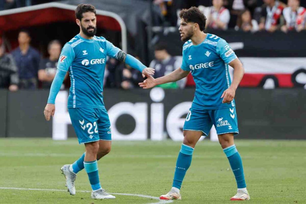 Ez Abde insieme a Isco