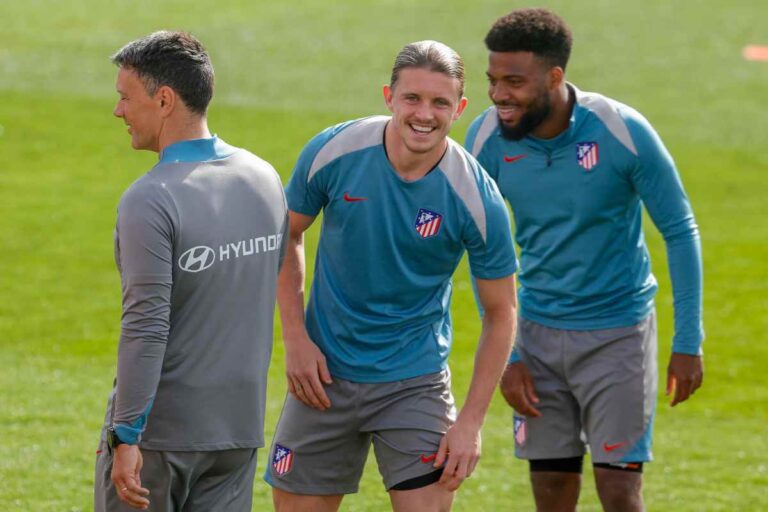 Gallagher durante un allenamento