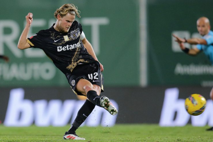 Hjulmand in maglia Sporting