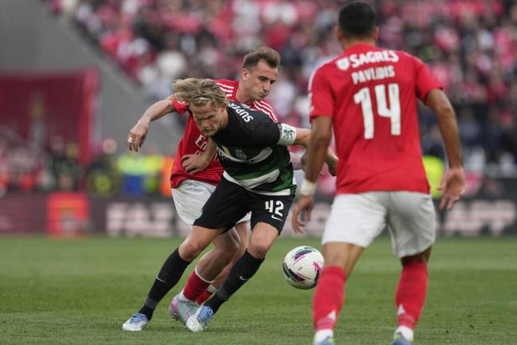 Hjulmand con la maglia dello Sporting