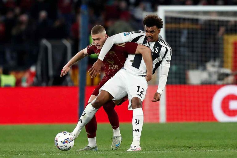 Renato Veiga in azione con la maglia della Juve