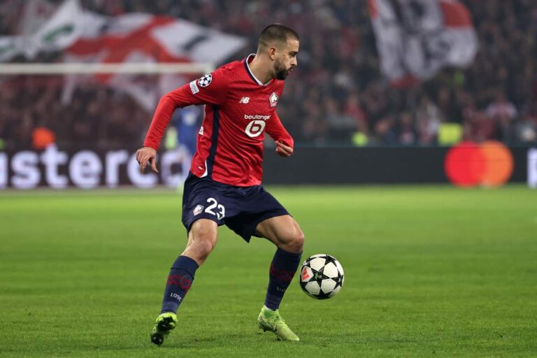 Zhegrova con la maglia del Lille