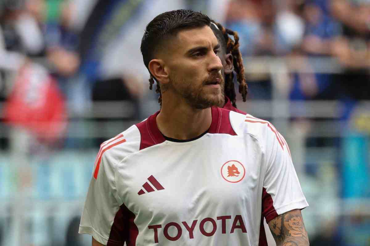 Pellegrini in primo piano