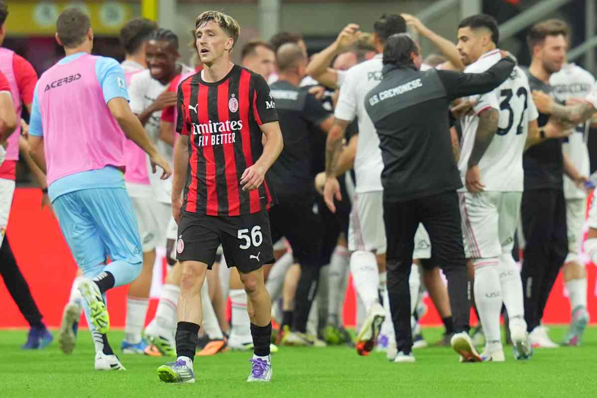 La Cremonese festeggia contro il Milan