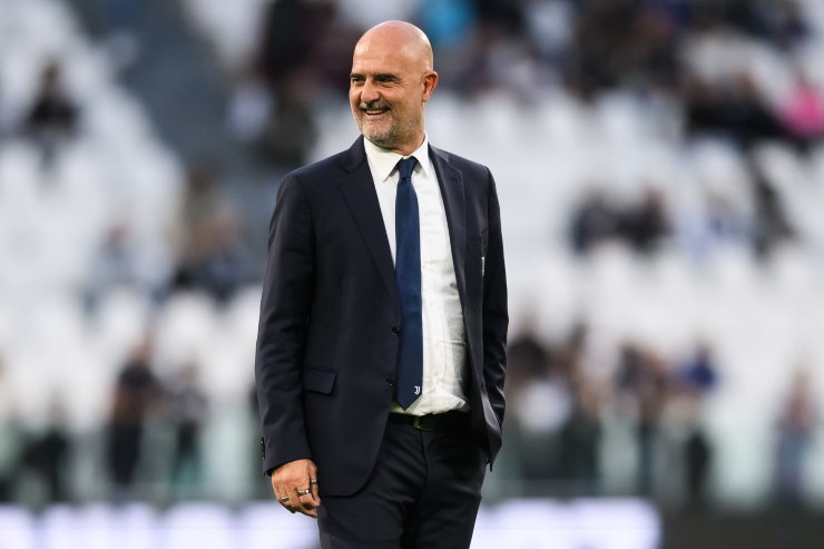 Massimiliano Canzi in panchina con la Juventus Women