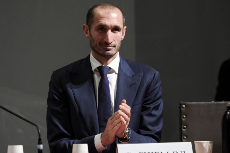 Chiellini da dirigente della Juventus