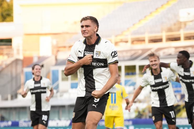 Pellegrino che esulta