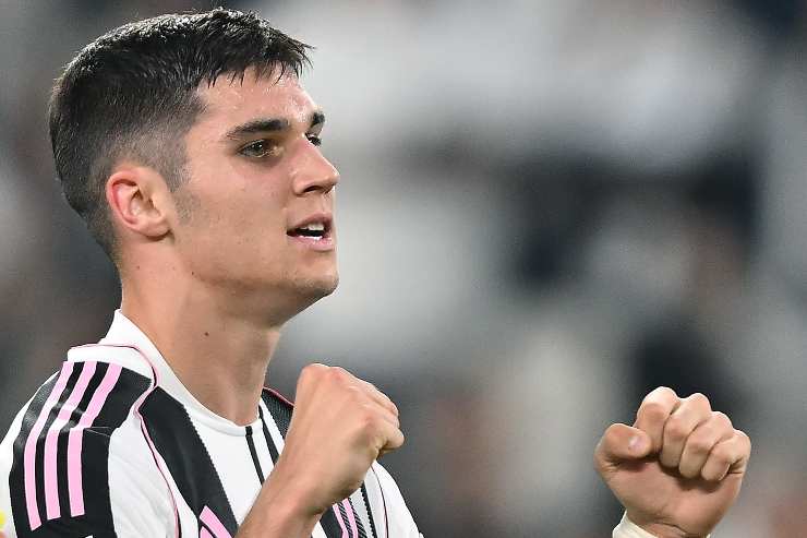 Vasilije Adzic esulta