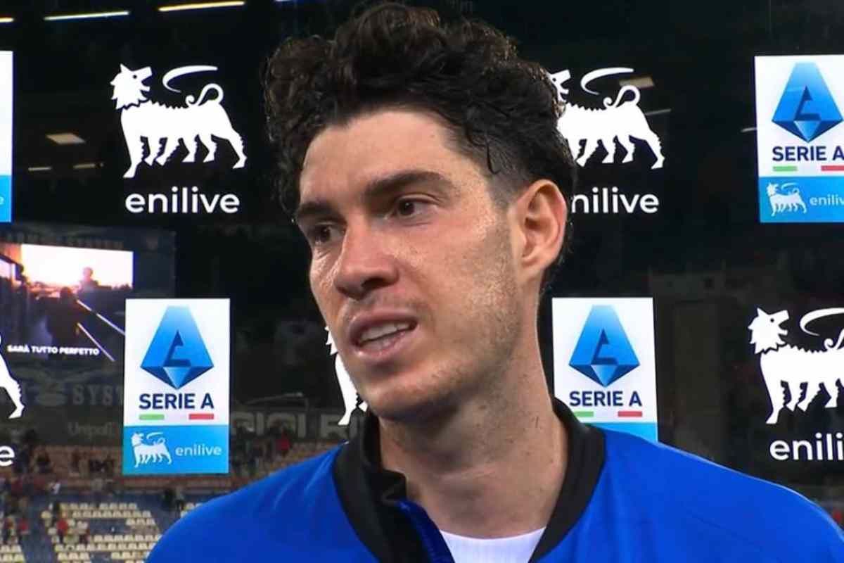 Bastoni ai microfoni di Sky Sport