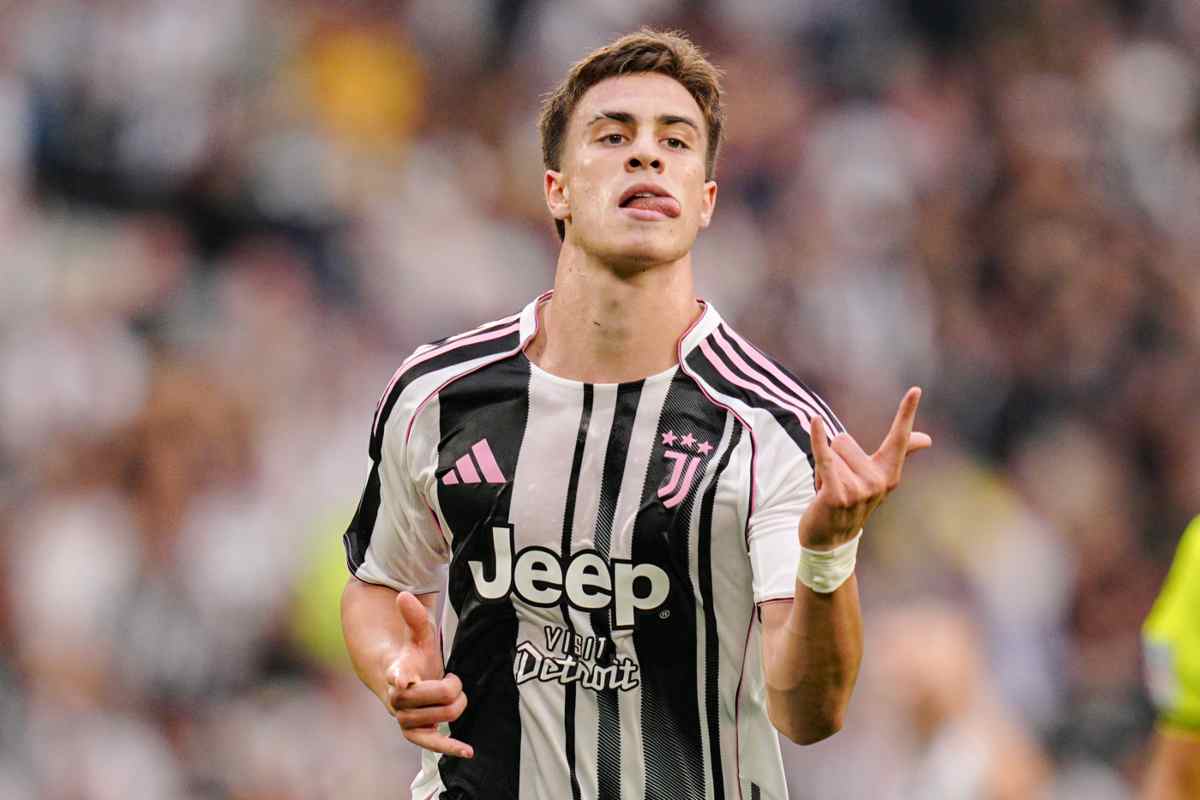 Yildiz esulta con indosso la maglia della Juventus