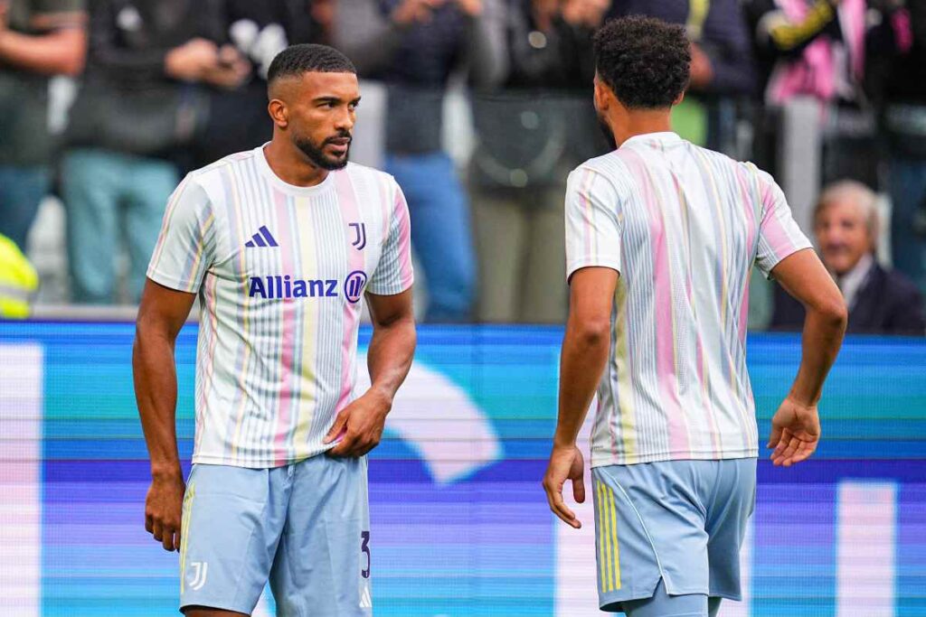 Bremer durante il riscaldamento pre partita contro l'Atalanta