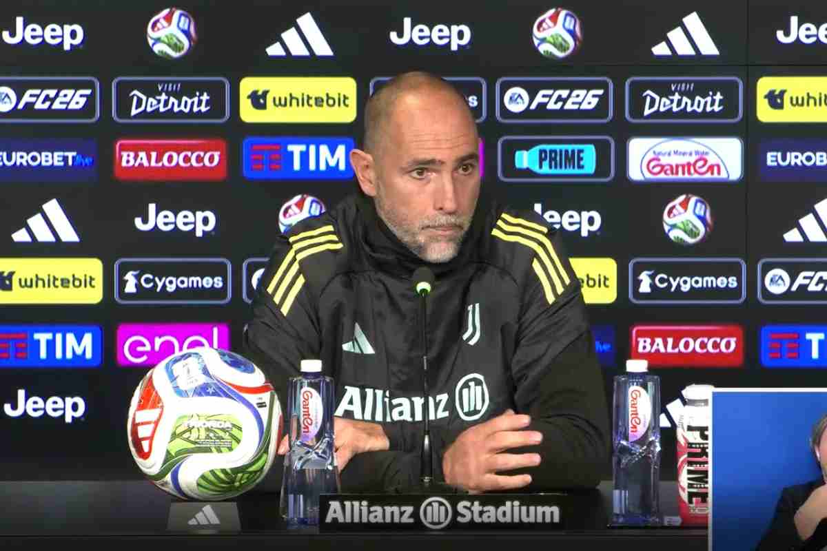 Igor Tudor durante una conferenza stampa con la Juventus all'Allianz Stadium, ottobre 2025.