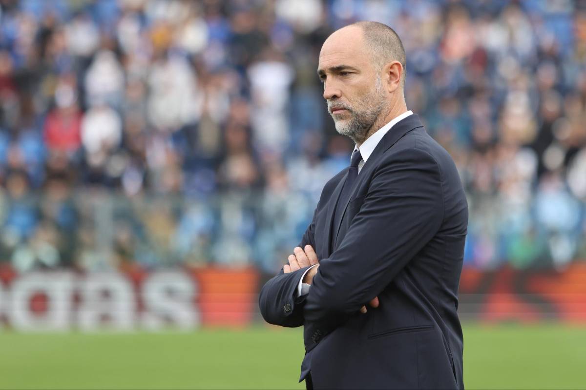 Igor Tudor a braccia conserte dopo la sconfitta della Juventus contro il Como.