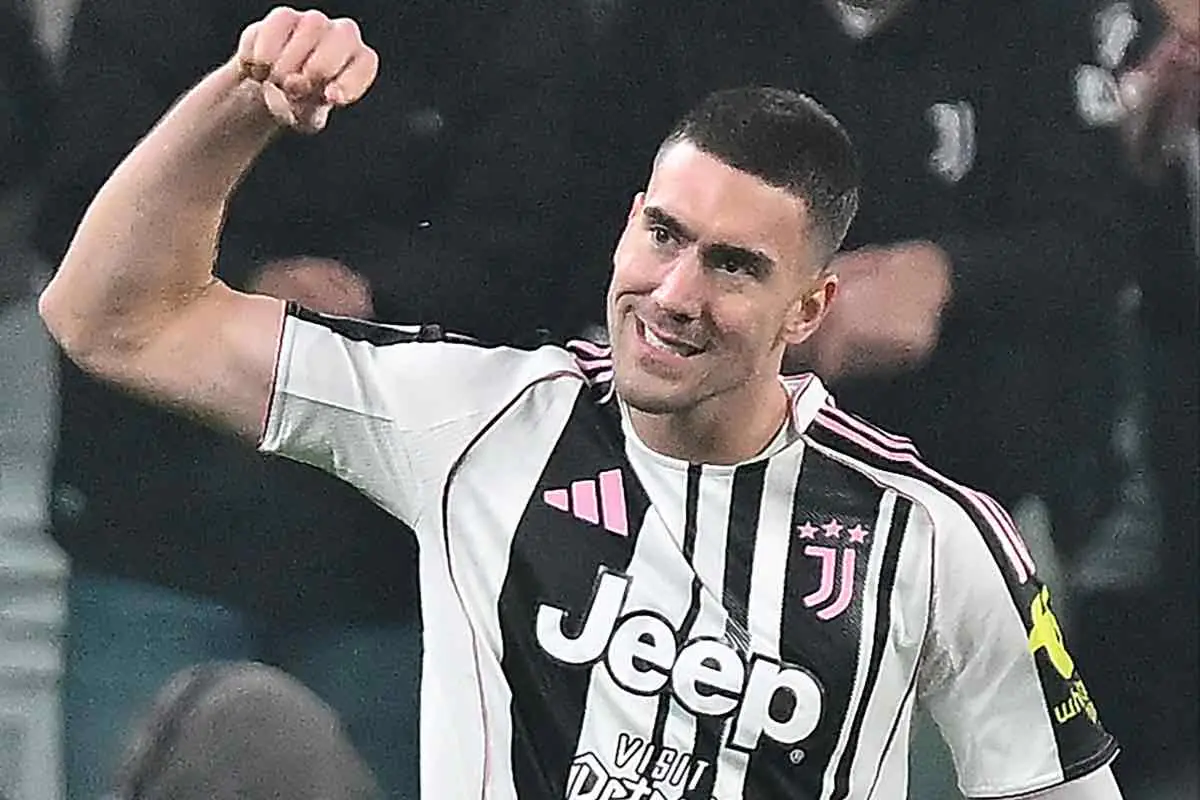 Dusan Vlahovic nella gara di Serie A 2025 contro l'Udinese