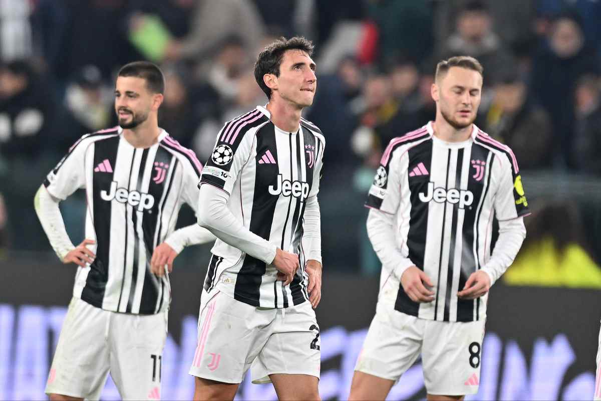 I giocatori della Juventus desolato dopo il pareggio con lo Sporting
