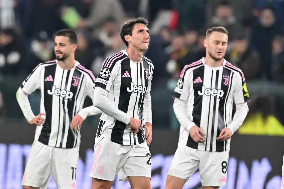 I giocatori della Juventus desolato dopo il pareggio con lo Sporting