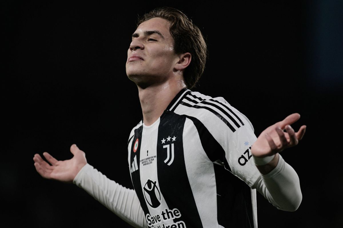 Kenan Yildiz mentre esulta