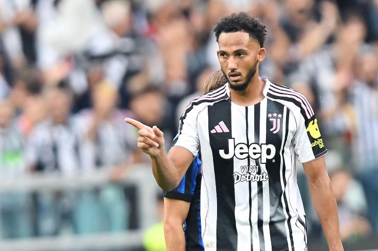 Lloyd Kelly, difensore della Juventus, nel corso del match contro l'Inter