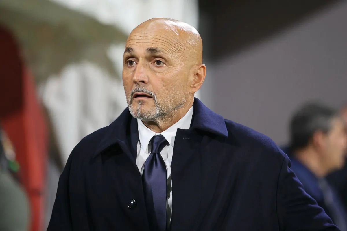 Luciano Spalletti preoccupato in panchina con la Juventus allo stadio Giovanni Zini durante una partita di campionato