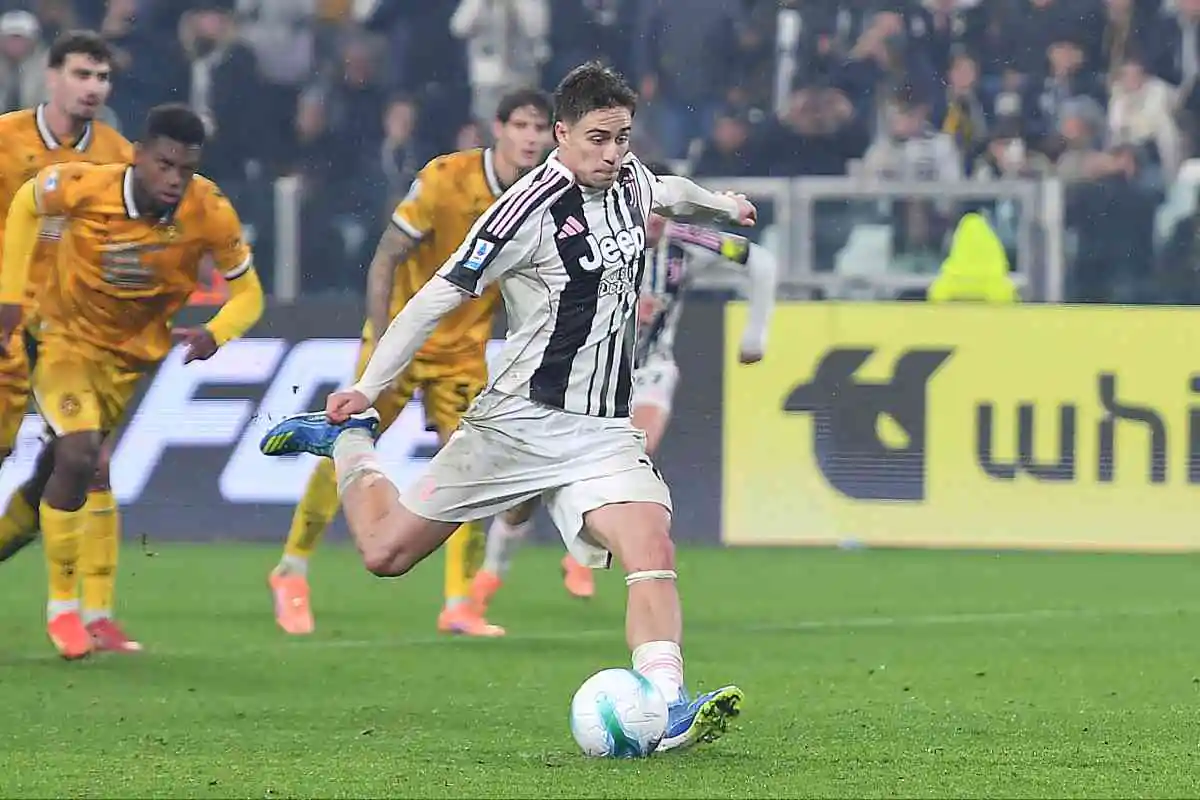 Kenan yldiz segna il gol del 3-1 contro l'Udinese