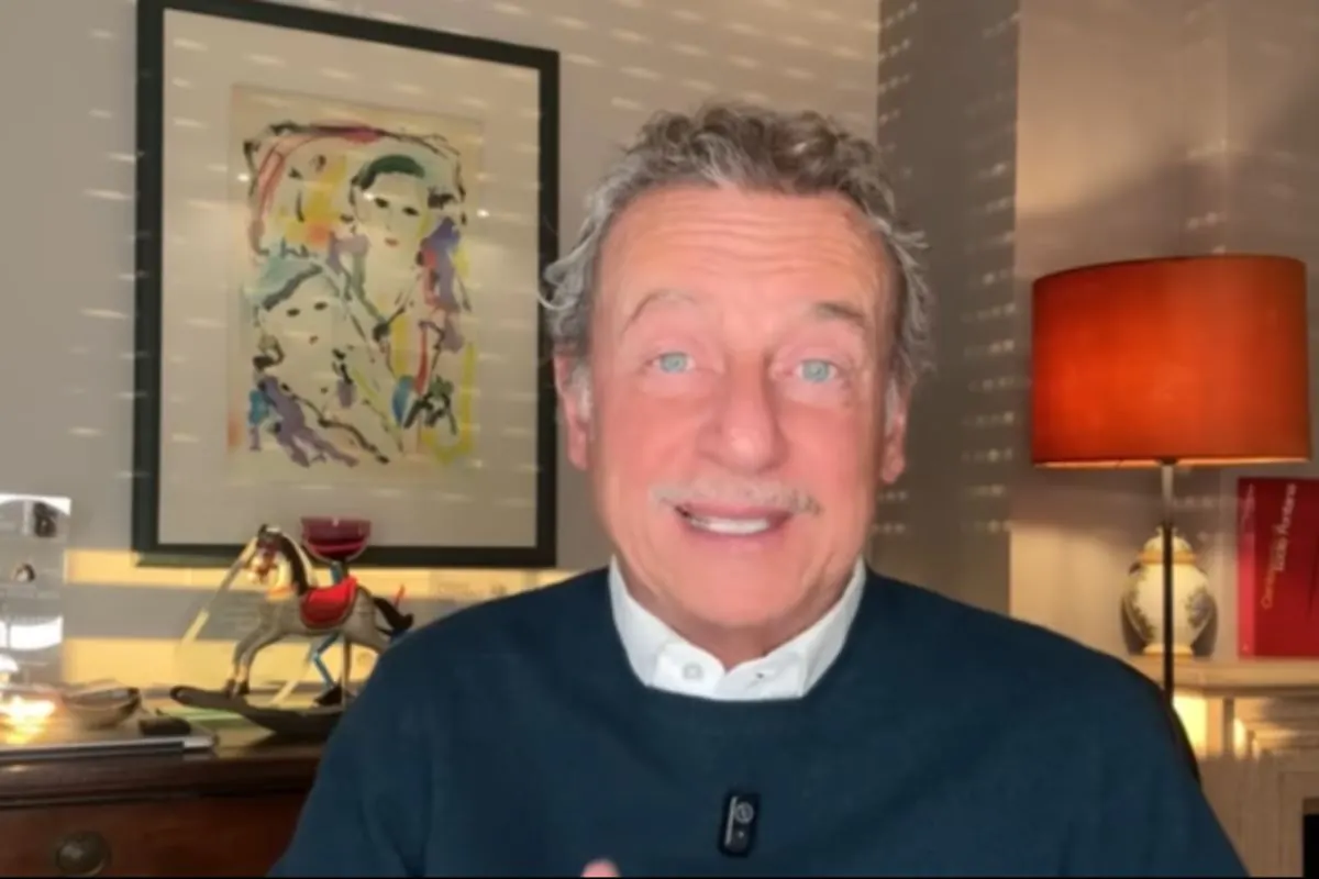 Sandro Sabatini durante un commento sul calcio italiano nel 2025