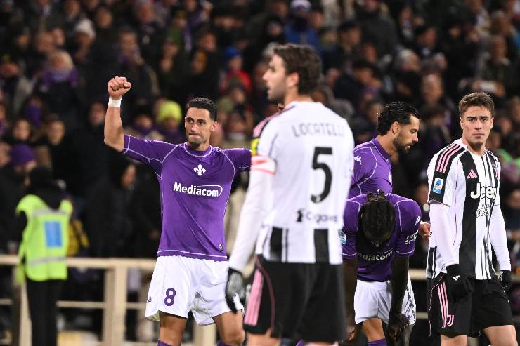 Fiorentina-Juventus, momento di tensione in campo nella sfida di Serie A