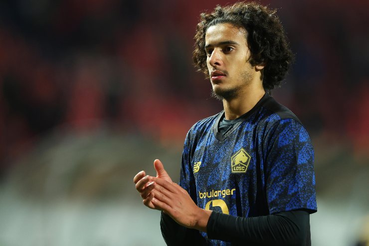 Il centrocampista Ayyoub Bouaddi del Lille in campo