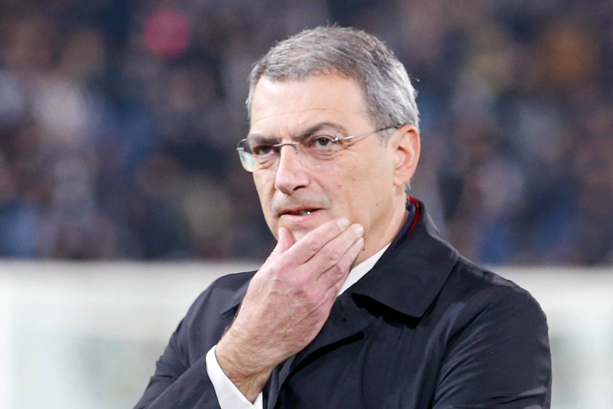 L'AD della Juventus Damien Comolli perplesso allo stadio Giovanni Zini